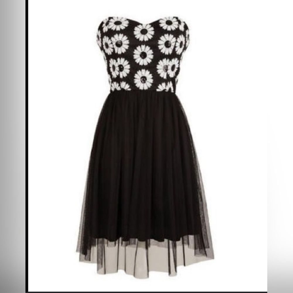 Delia's strapless dress for women